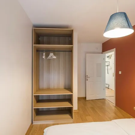 Апартаменты Centerally Located Huge In Cihangir Стамбул